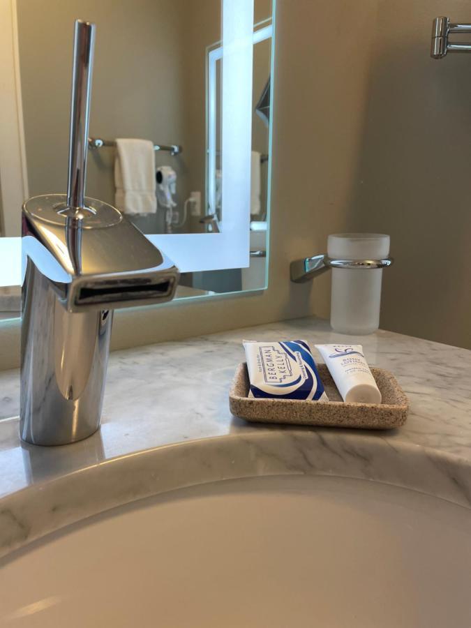 Culpeper Center Suites Экстерьер фото